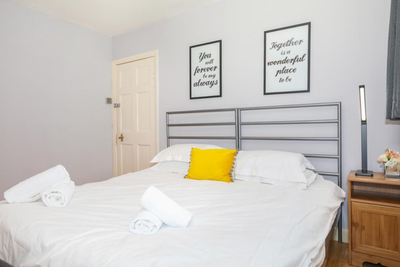 Beautiful 4 Bedroom Cottage - Ideal Location - Free Parking Edinburgh Exterior photo