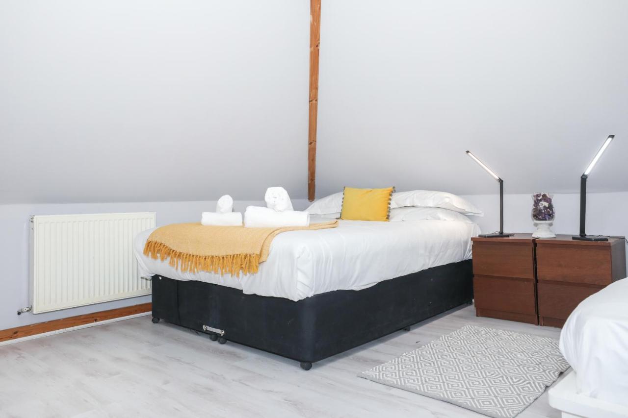 Beautiful 4 Bedroom Cottage - Ideal Location - Free Parking Edinburgh Exterior photo