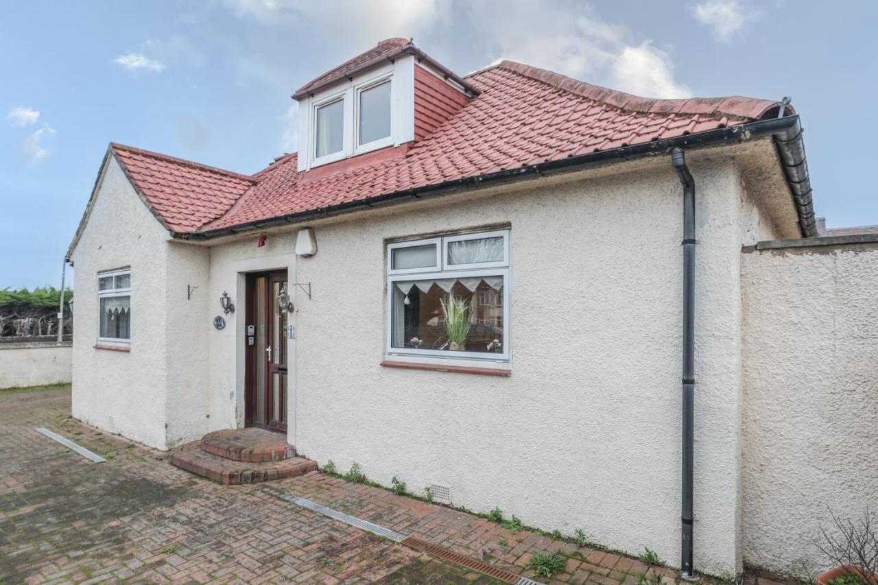 Beautiful 4 Bedroom Cottage - Ideal Location - Free Parking Edinburgh Exterior photo