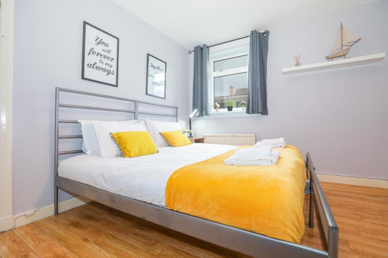 Beautiful 4 Bedroom Cottage - Ideal Location - Free Parking Edinburgh Exterior photo